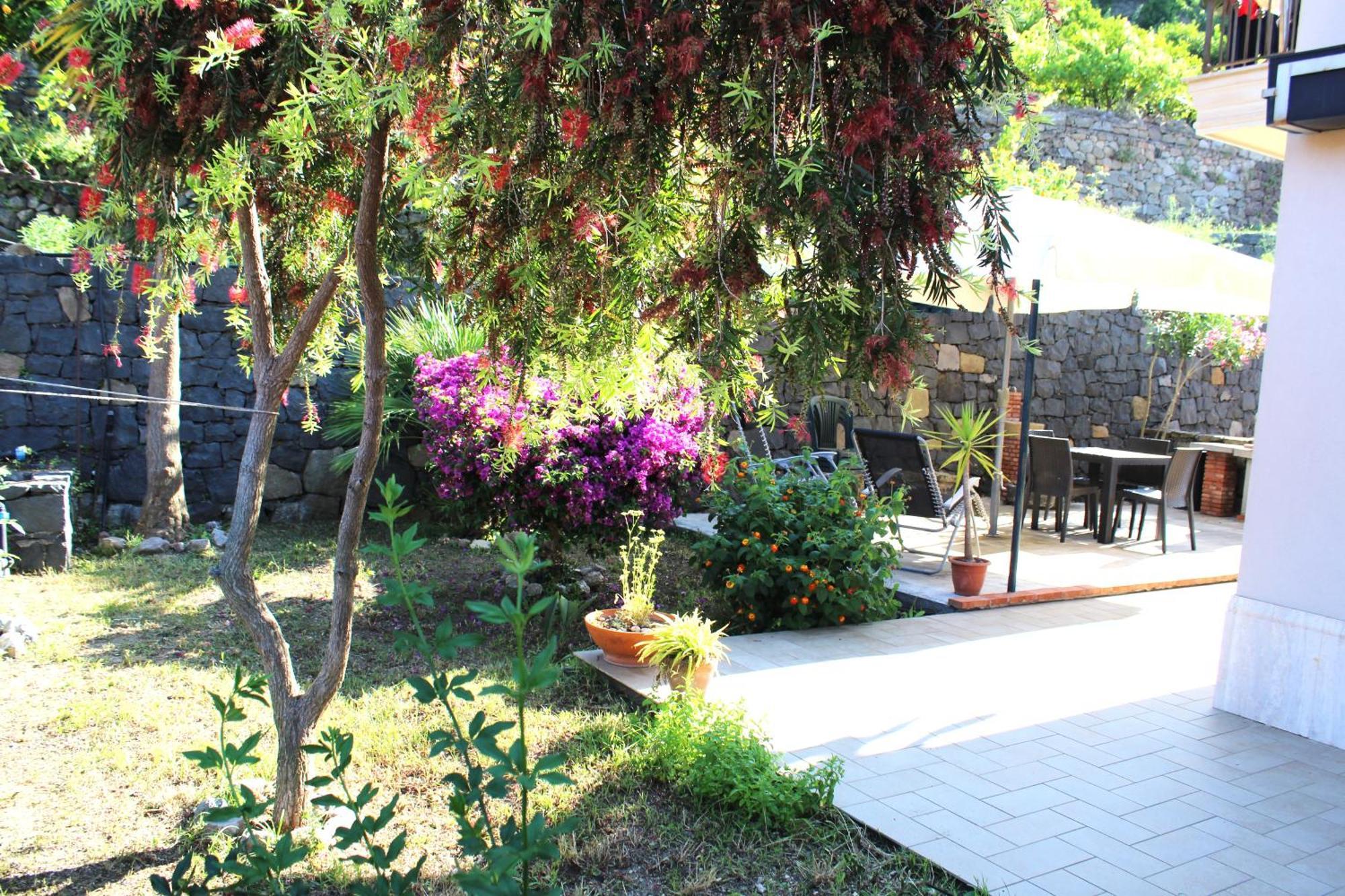 Casa Vacanze A Rava Francavilla di Sicilia Ngoại thất bức ảnh