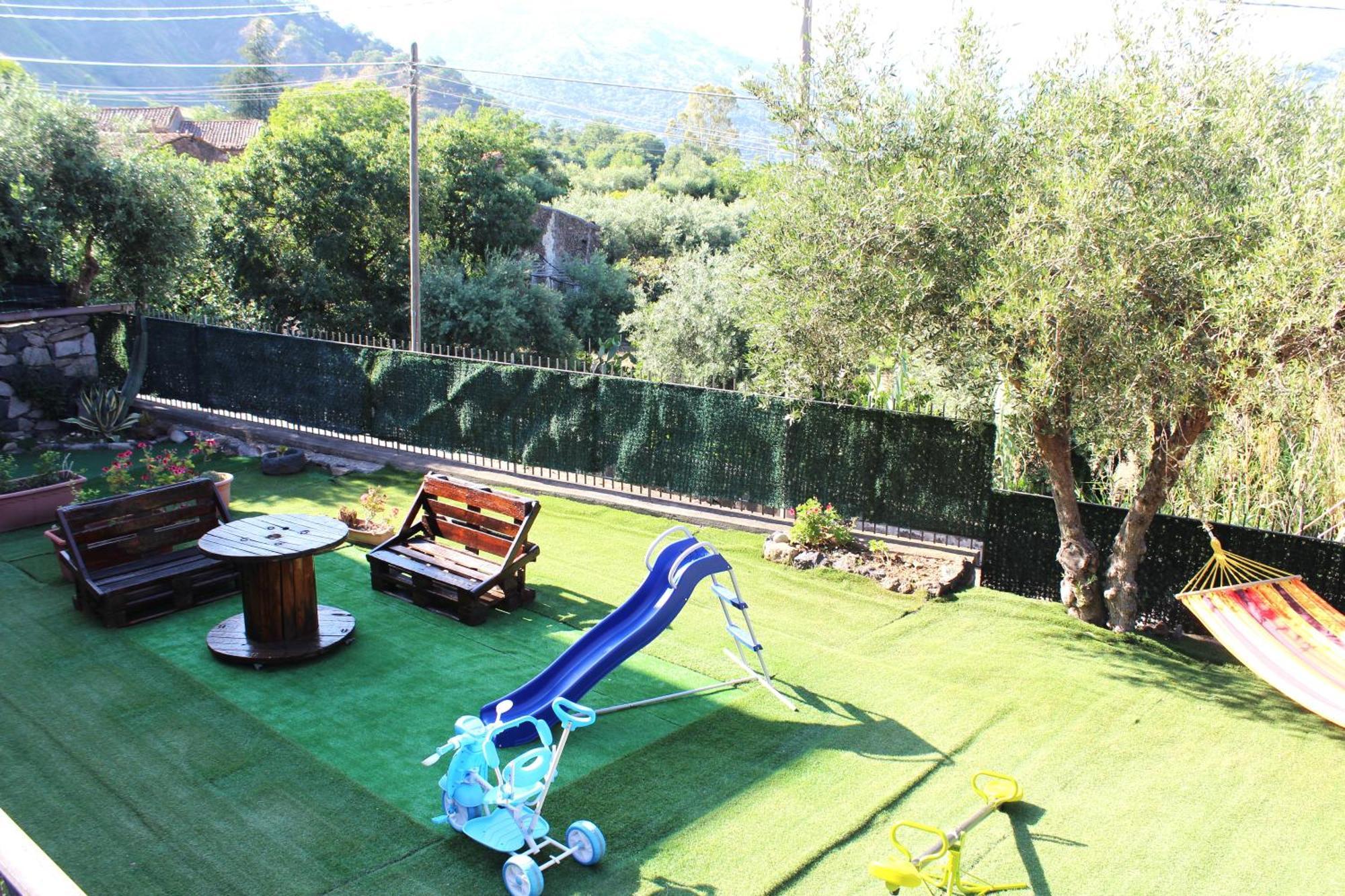 Casa Vacanze A Rava Francavilla di Sicilia Ngoại thất bức ảnh